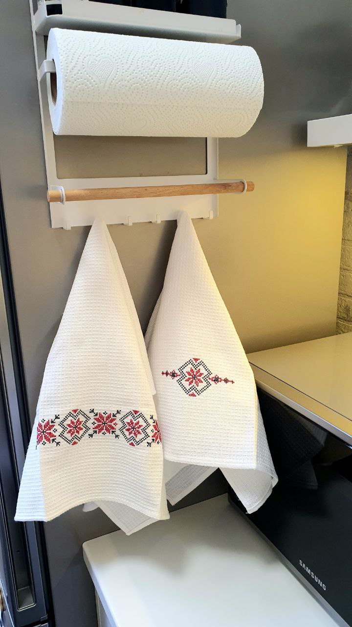 Kitchen towel with rustical ornament